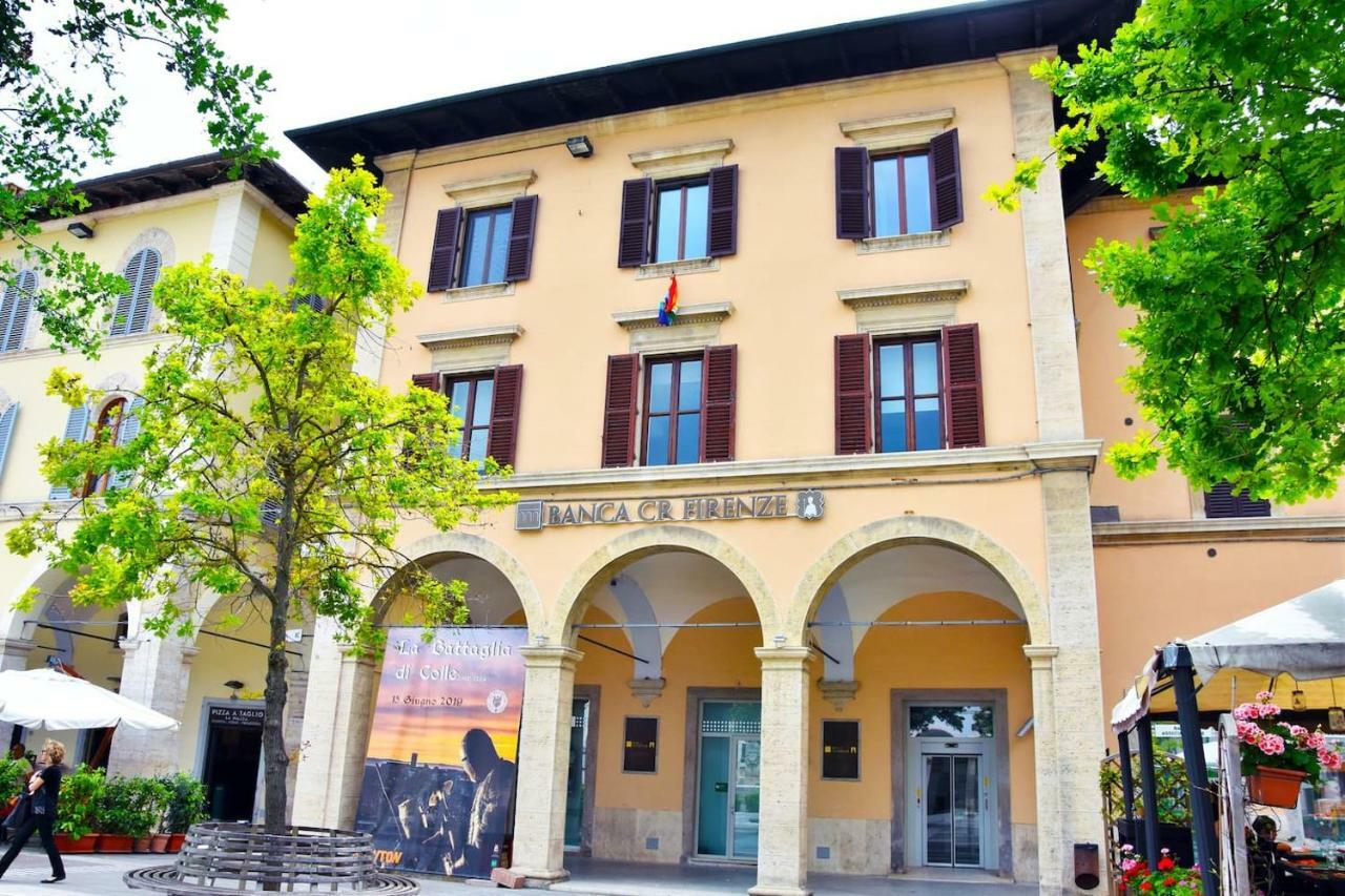Piazza Arnolfo 1932 Appartement Colle di Val d'Elsa Buitenkant foto